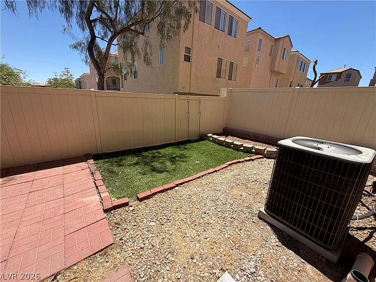 3420 Balanced Rock St — Photo 22