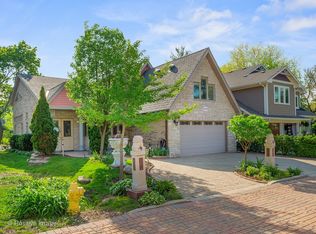 5234 Farrar Ct, Downers Grove, IL 60515