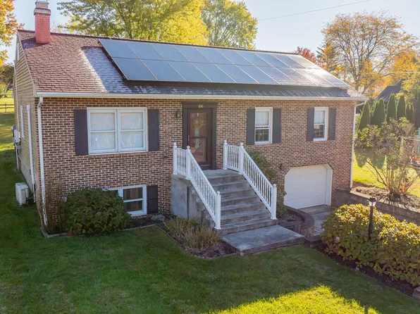 106 Jade Ave, Danville, PA 17821