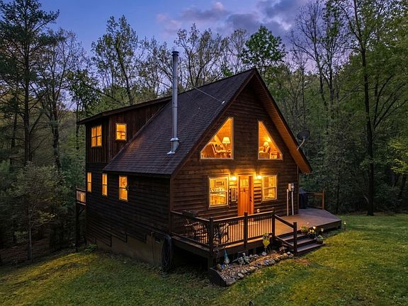 2nd image of 106 Roaring Creek Ln