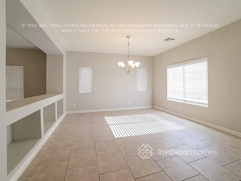 2054 N Illinois St — Photo 4
