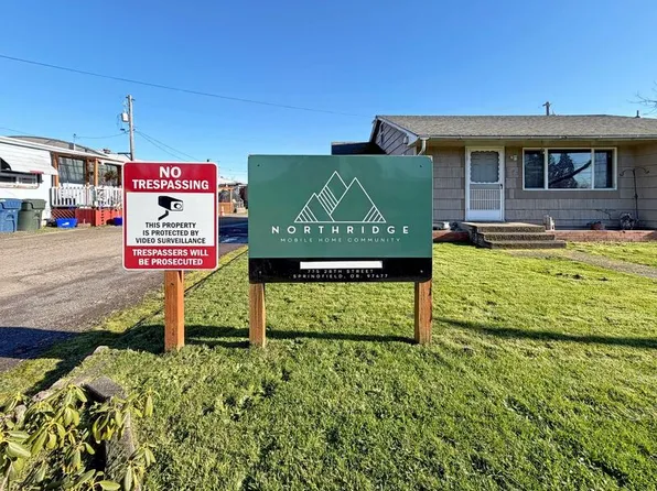 775 28th St #5B, Springfield, OR 97477