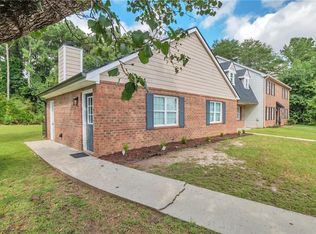 6464 River Park Dr, Riverdale, GA 30274