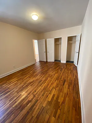 Rented by Kew Forest Realty Inc | media 10