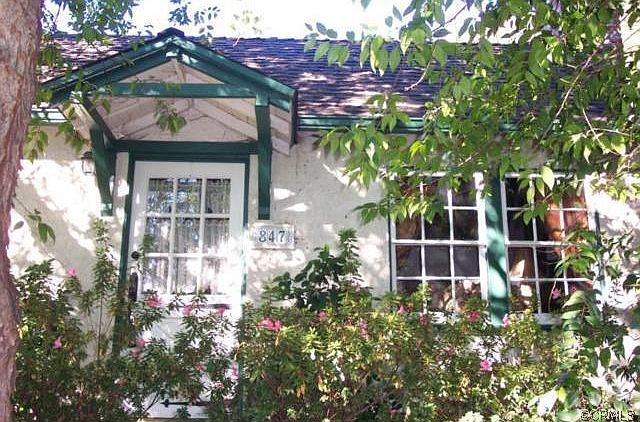 1st image of 847 Canyon Crest Dr
