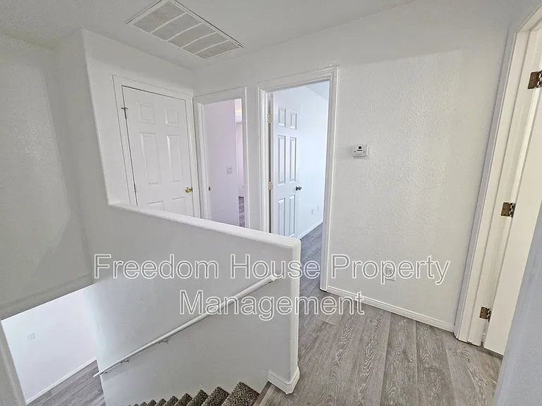 670 Bourbon St #2 — Photo 20