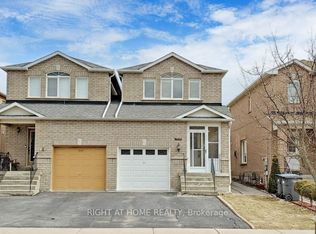 1046 Windbrook Grv, Mississauga, ON L5V 2N7