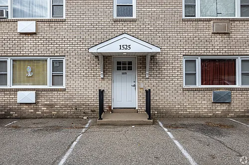 1545 Boston Ave #1 Photo 1