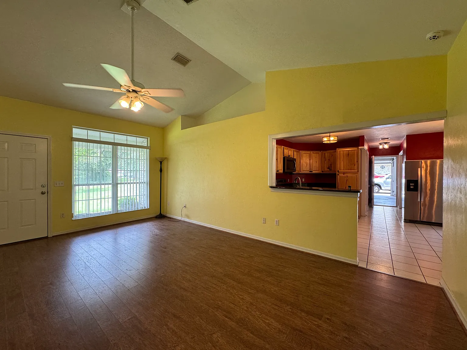 3 bed, 1364 sqft, $1,795 — Photo 4