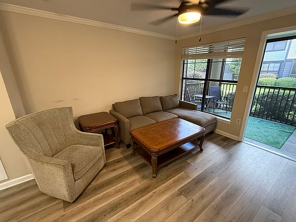 5th image of 211 North Ave APT 1117