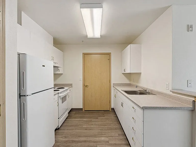 Ballinger Court Senior Affordable Apartments — Photo 3