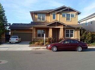 1713 Manzanita Dr, Petaluma, CA 94954