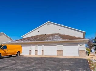 6 Terrace Chase #4, Sun Prairie, WI 53590