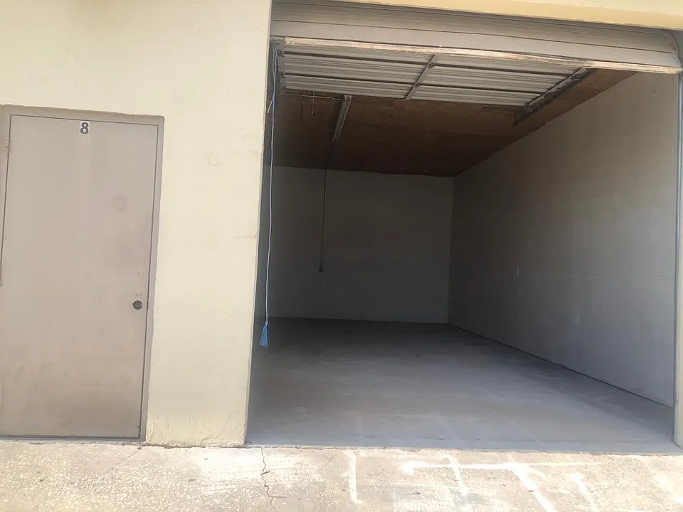 Building Photo 5