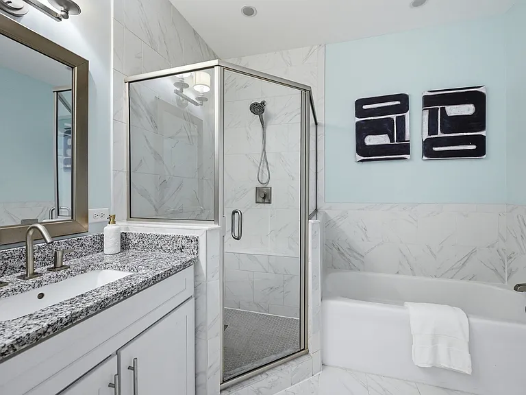43565 Michigan Sq — Photo 30