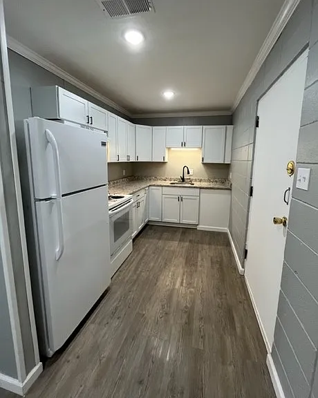 110 Cora St #0 — Photo 5