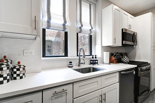 Rented by Douglas Elliman | media 20