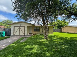 222 Ruslee St, La Marque, TX 77568