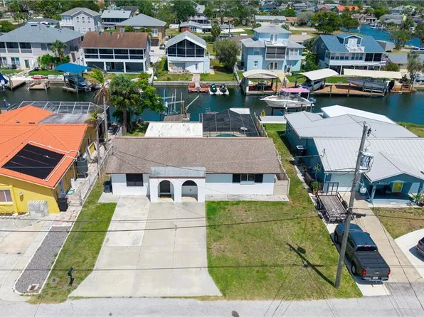 13912 Darlene Ave, Hudson, FL 34667