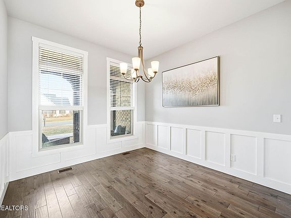 5th image of 2749 Vista Meadows Ln
