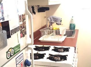 319 10th St SE APT 4, Washington, DC 20003