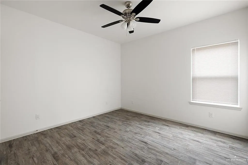 2 bed, 2.0 bath, 908 sqft, $1,125 — Photo 4