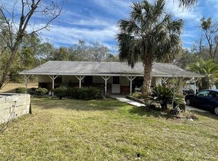 1945 SW Algiers Ct, Dunnellon, FL 34431