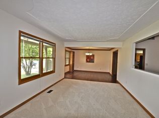 10265 E Wayward Wind Dr, Indianapolis, IN