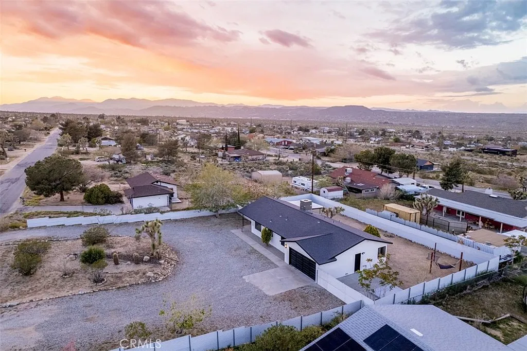3 bed, 1468 sqft, $2,750 — Photo 4
