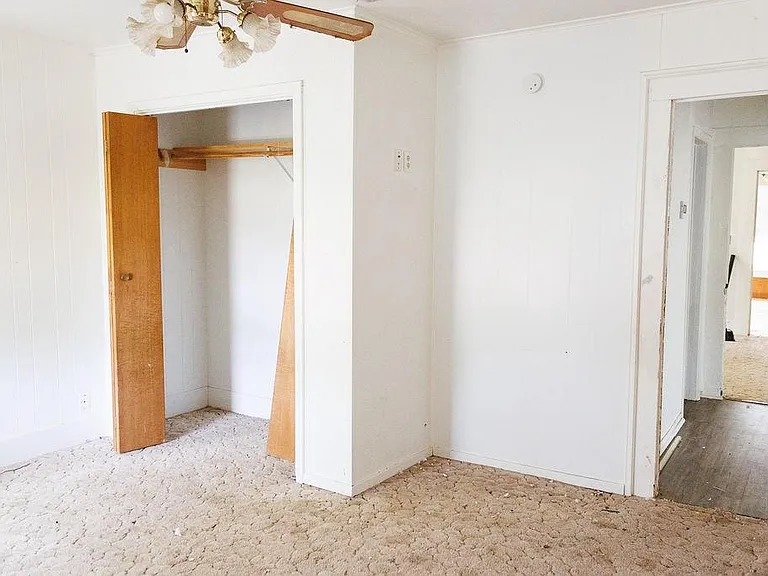 423 Elm St — Photo 3