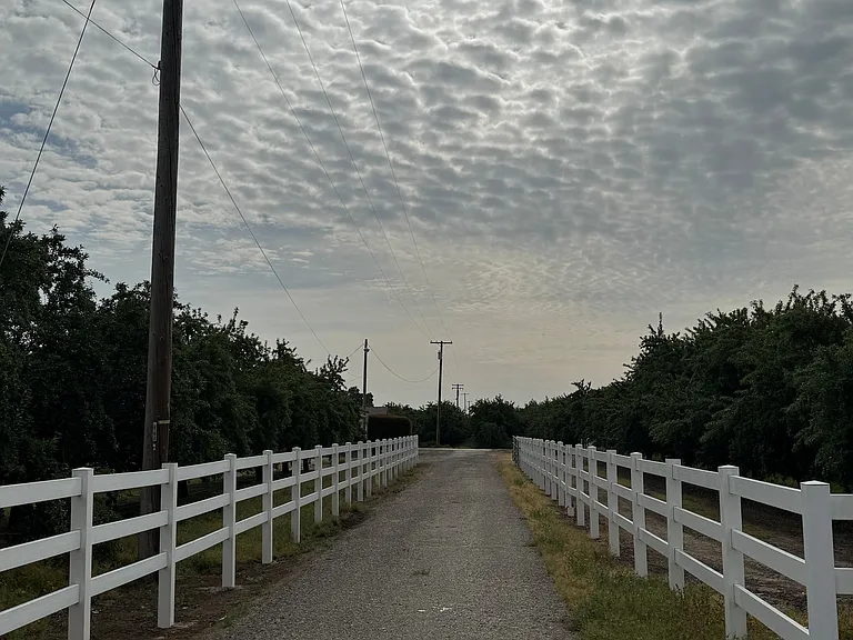 Oakdale Waterford Hwy — Photo 2