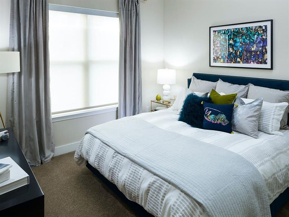 1st image of 600 Harrold St #1307