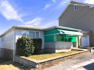 896 N Laurel St, Hazleton, PA 18201