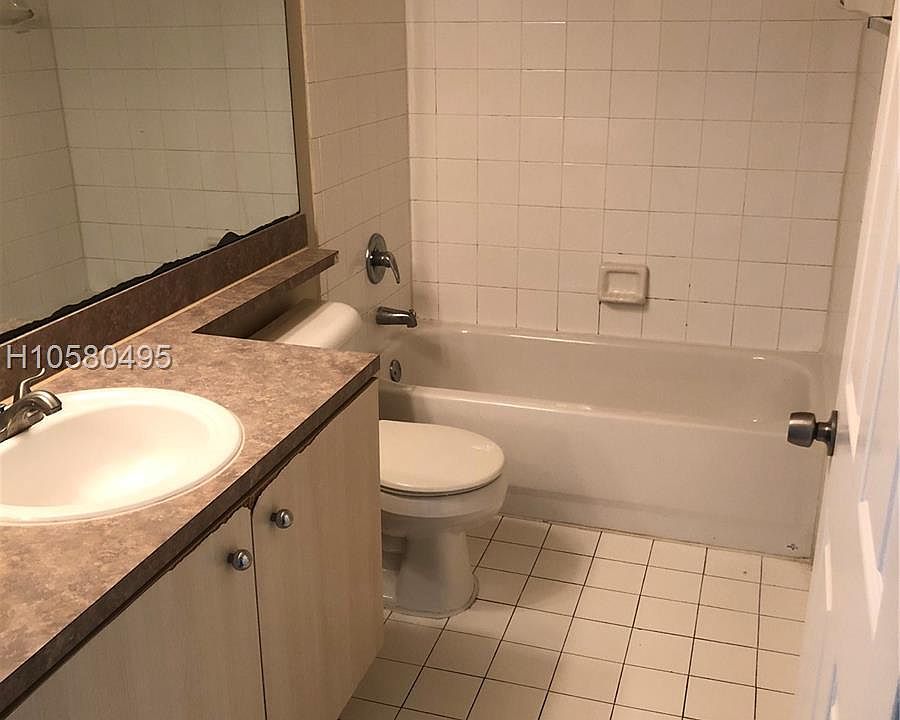 1st image of 577 SW 111th Ln APT 102
