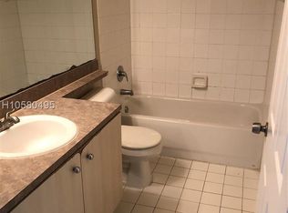 577 SW 111th Ln APT 102, Pembroke Pines, FL 33025