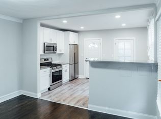 5257 W Nelson Avenue/3017-23 N. Lockwood, Chicago, IL 60641