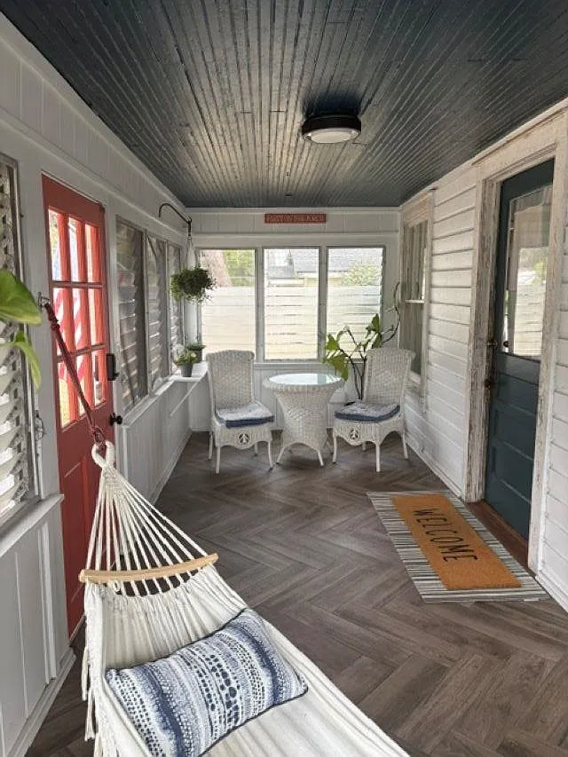 3 bed, 2.0 bath, 1336 sqft, $2,800 — Photo 3