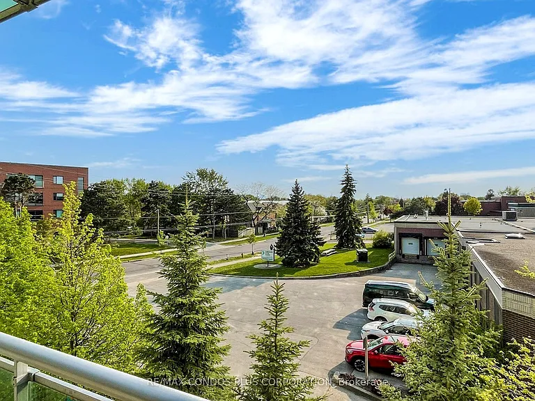 60 Fairfax Cres #315 — Photo 31
