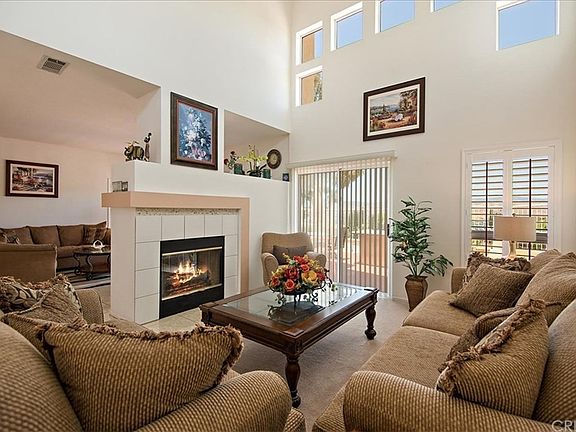 3rd image of 25928 San Clemente Dr