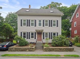 88 Vernon St APT 1, Wakefield, MA 01880