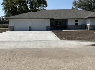 315 E 2nd St, Ellinwood, KS 67526