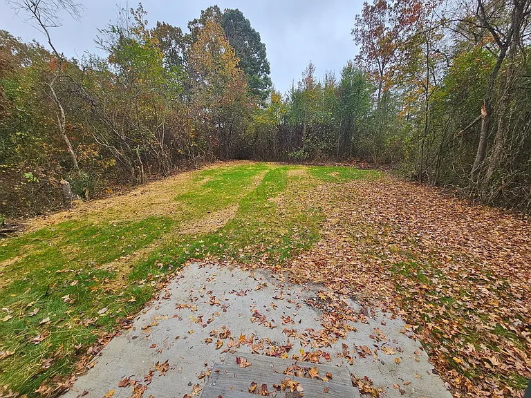 211 Sims Ln — Photo 13