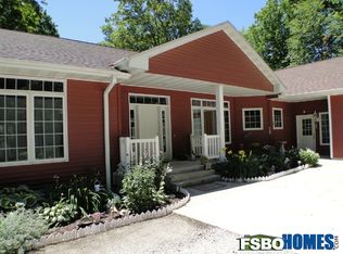 3744 Rogers Rd NW, Cedar Rapids, IA 52405