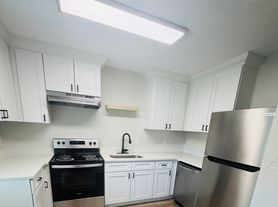 Brookhaven Apartments