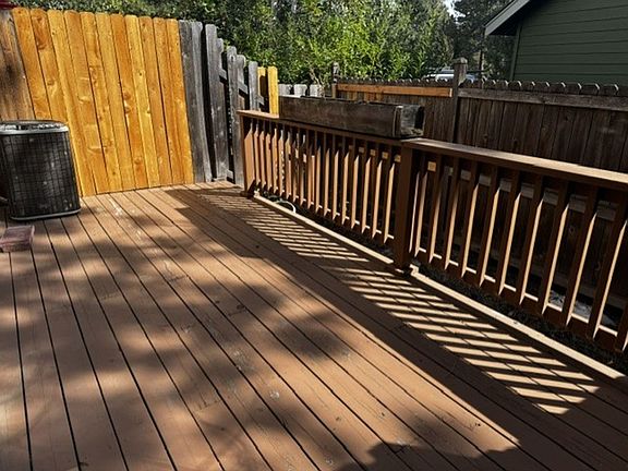 4th image of 1725 SW Knoll Ave #2