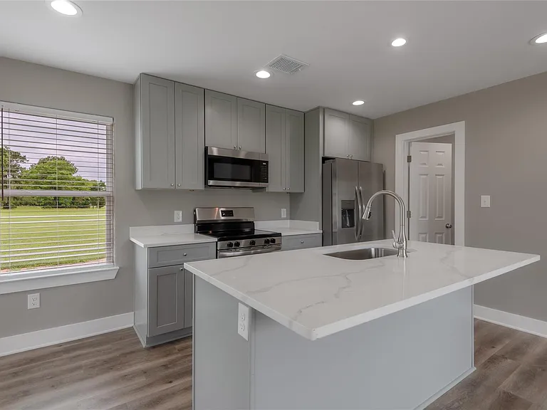 250 N Shady Oaks Dr — Photo 7