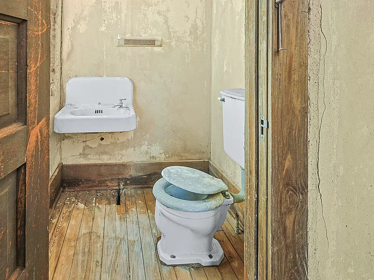 125 S Waco St #2 — Photo 11