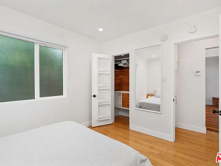 621 Rose Ave #B — Photo 14
