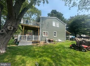802 Creek Rd, Baltimore, MD 21221