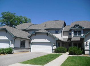 1249 Lakeshore Park Pl, Marquette, MI 49855